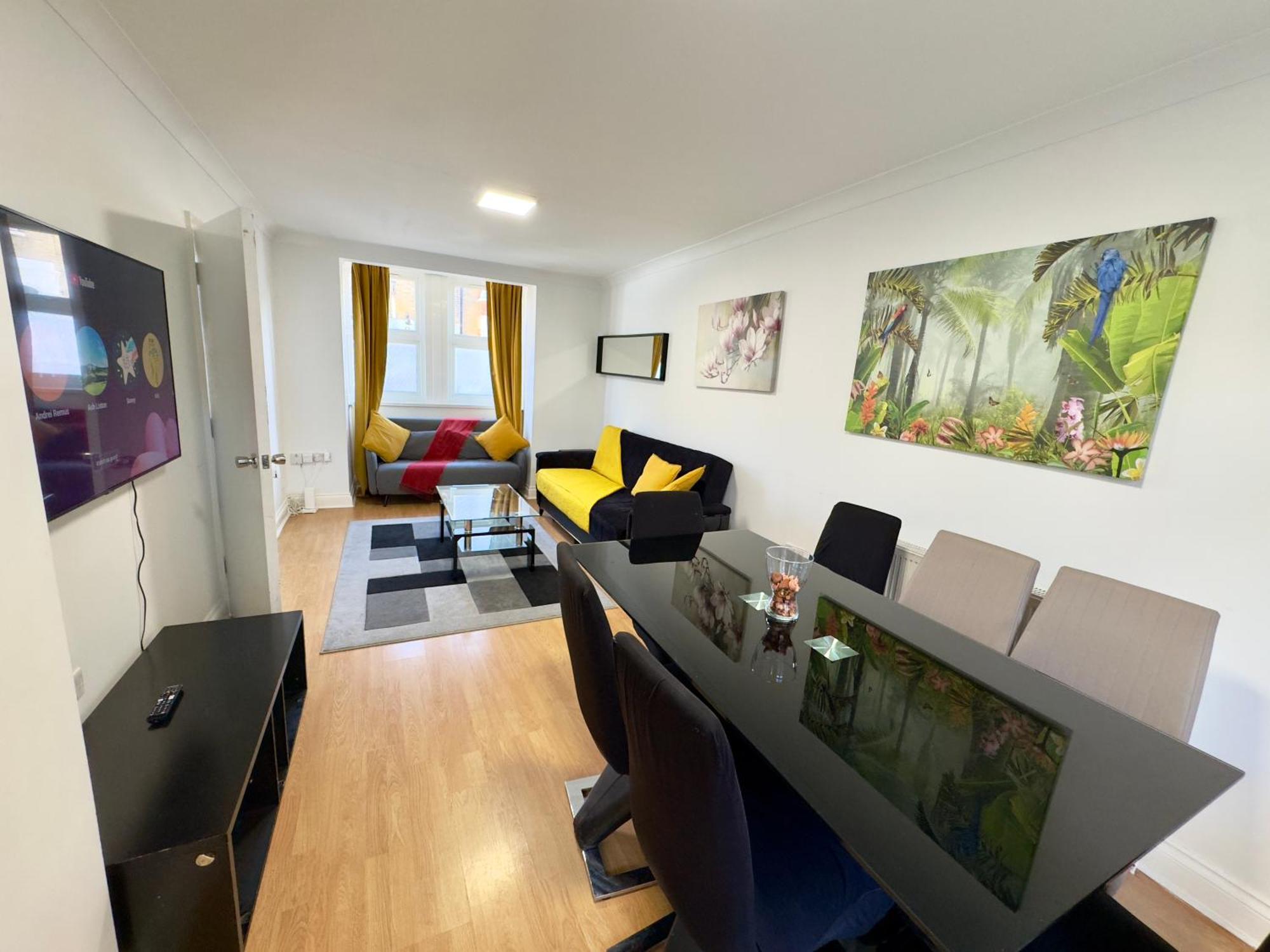 3 Bedrooms Spacious House, Separate Reception, 2 Full Bathrooms, Parking, Garden London Kültér fotó